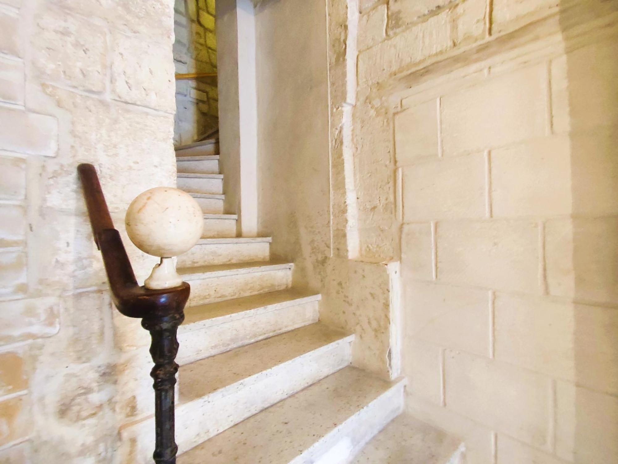 Appartement Climatise Parking Gratuit Surveille أفينيون المظهر الخارجي الصورة