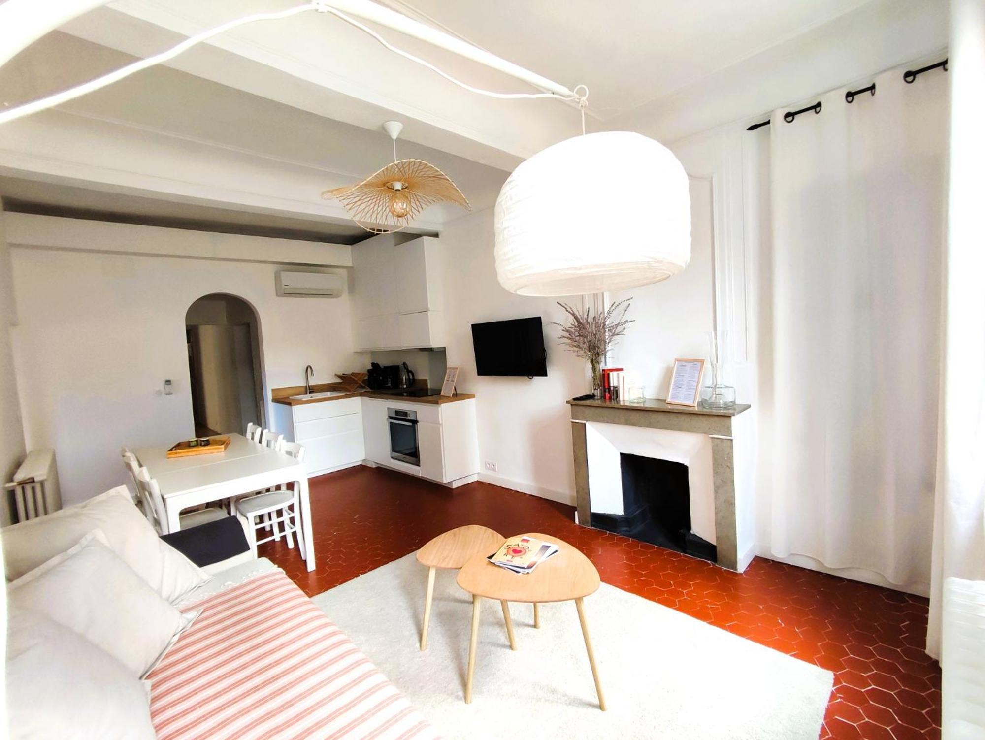 Appartement Climatise Parking Gratuit Surveille أفينيون المظهر الخارجي الصورة